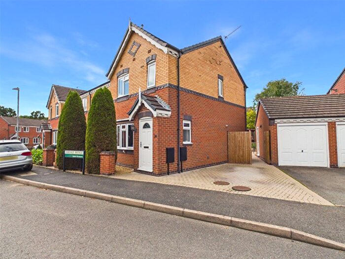 3 Bedroom End Terrace House For Sale In Debdale Avenue, Lyppard Woodgreen, Worcester, Worcestershire, WR4