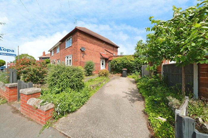 3 Bedroom Semi-Detached House For Sale In Laurel Avenue, Mansfield, NG20