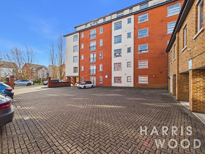2 Bedroom Flat For Sale In Rotary Way, Colchester, Essex, CO3