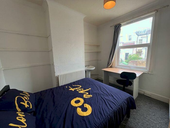 5 Bedroom Terraced House To Rent In Campbell Road, Brighton, BN1