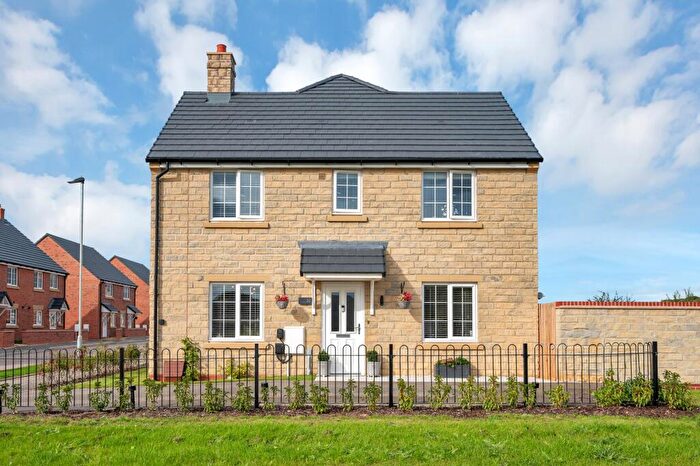 3 Bedroom Semi-Detached House For Sale In Sovereign Way, Stamford, PE9