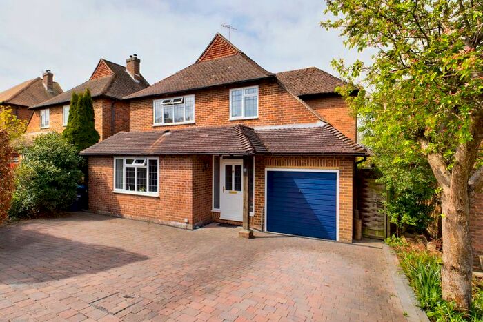 4 Bedroom Detached House To Rent In Fairlawn Drive, East Grinstead, RH19