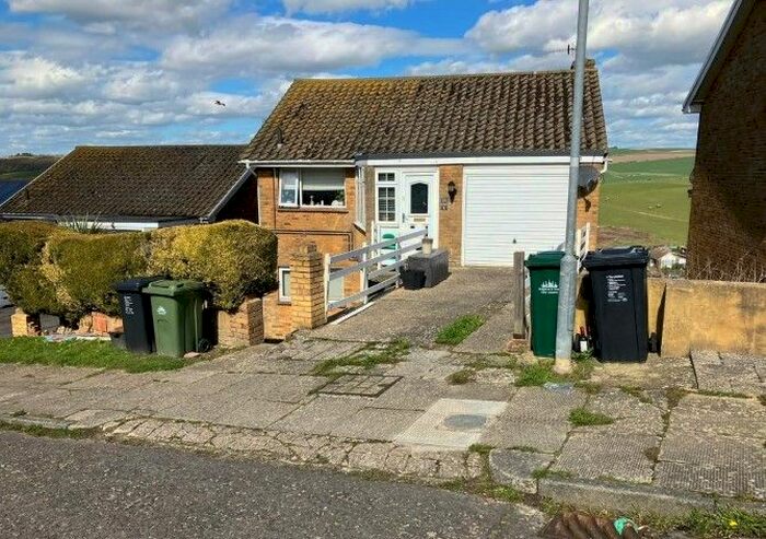 2 Bedroom Flat For Sale In Coombe Rise, Saltdean, Brighton, BN2