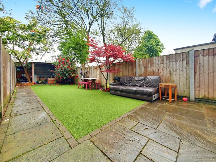 3 Bedroom Terraced House For Sale In Grange Road, London, E13
