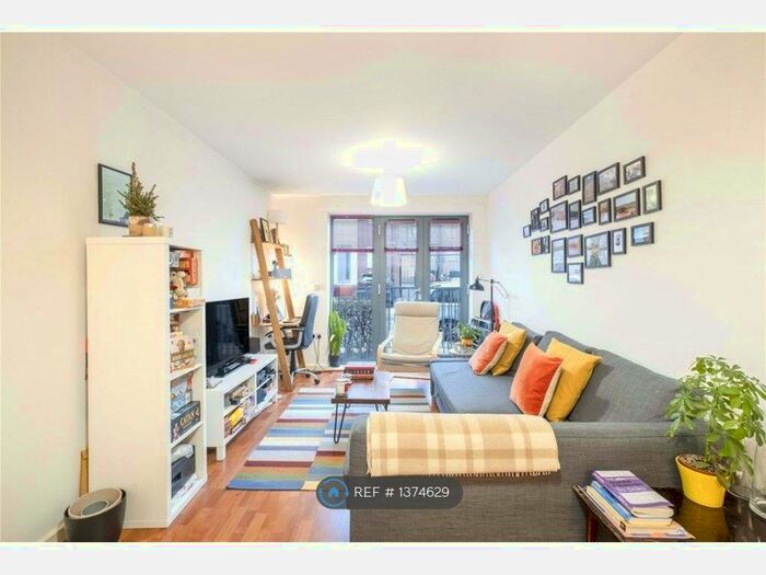 2 Bedroom Flat To Rent In Match Court, London, E3