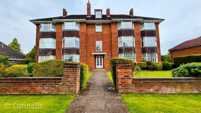 2 Bedroom Flat To Rent In Chamberlain Road, Kings Heath, Birmingham, B13