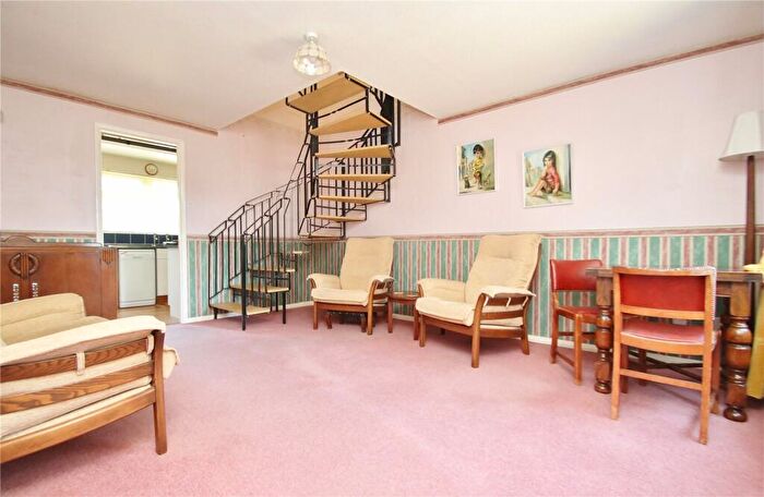 2 Bedroom Terraced House For Sale In Cheviot Way, Verwood, Dorset, BH31