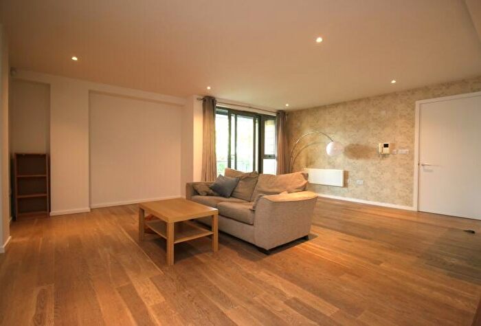 1 Bedroom Apartment To Rent In Chester Road Manchester, M15