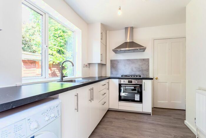 3 Bedroom Semi-Detached House To Rent In Crowther Avenue, Brentford, TW8