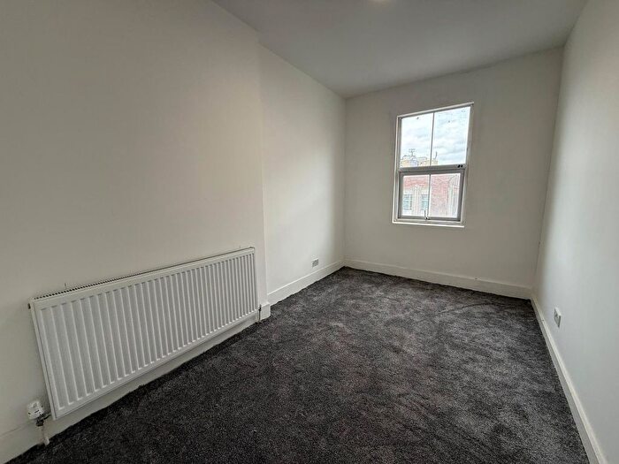 2 Bedroom Flat To Rent In London, E7