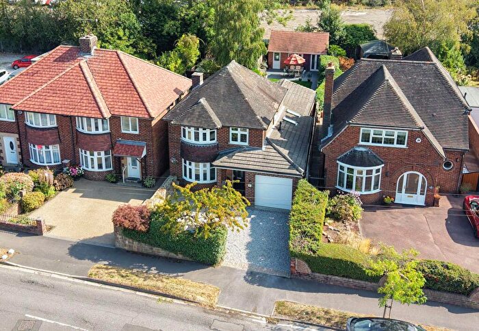 3 Bedroom Detached House For Sale In Woodhouse Lane, Beighton, S20