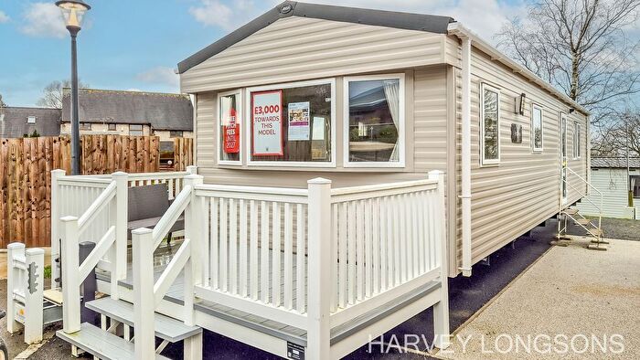 2 Bedroom Park Home For Sale In Bridgerule, Holsworthy, EX22