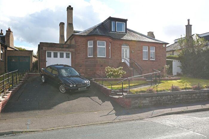 6 Bedroom Detached Bungalow For Sale In Caiystane Crescent, Edinburgh, EH10