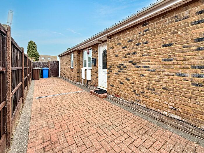 3 Bedroom Detached Bungalow For Sale In Warden View Gardens, Leysdown, ME12