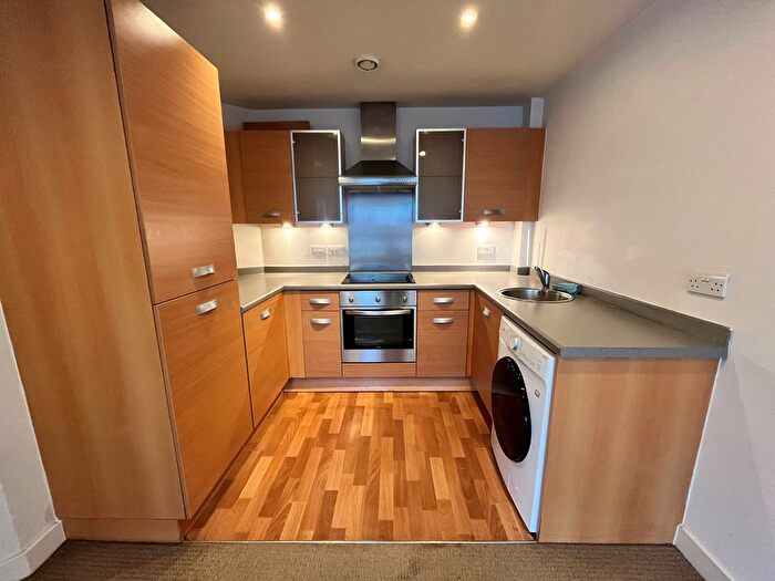 2 Bedroom Property To Rent In Hall Street, Birmingham, B18