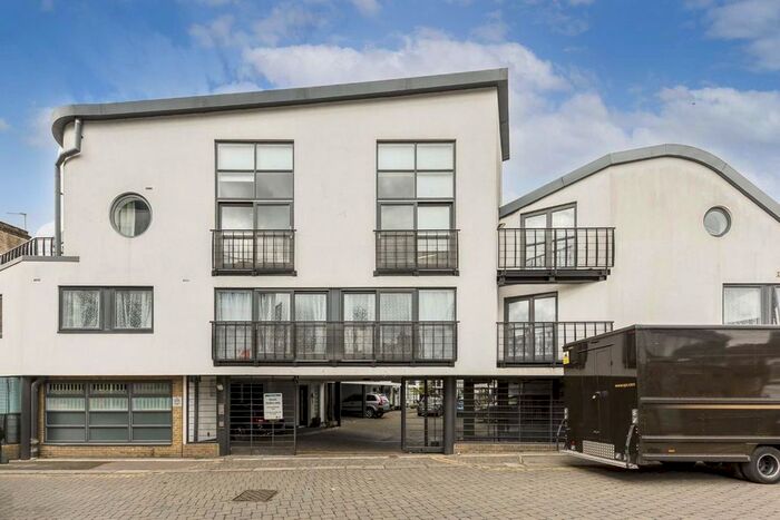 1 Bedroom Flat To Rent In Artisan Mews, Warfield Road, London, NW10