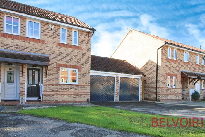 2 Bedroom Semi-Detached House To Rent In Simpson Close, Balderton, Newark, NG24