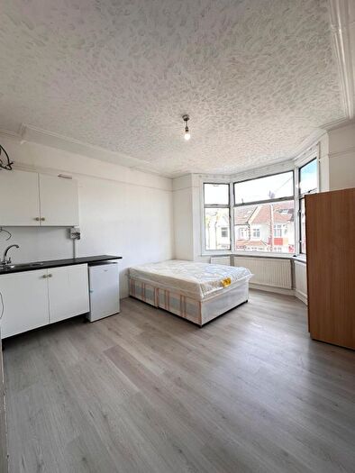 Studio To Rent In Jesmond Avenue, Wembley, HA9