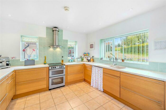 4 Bedroom Detached House For Sale In North End, Fulbeck, Grantham, Lincolnshire, NG32
