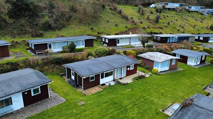 2 Bedroom End Of Terrace House For Sale In Summercliff Chalets, Caswell Bay, Swansea, West Glamorgan, SA3