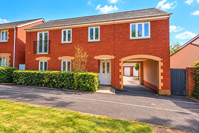 2 Bedroom Flat For Sale In Waylands Corner, Tiverton, Devon, EX16