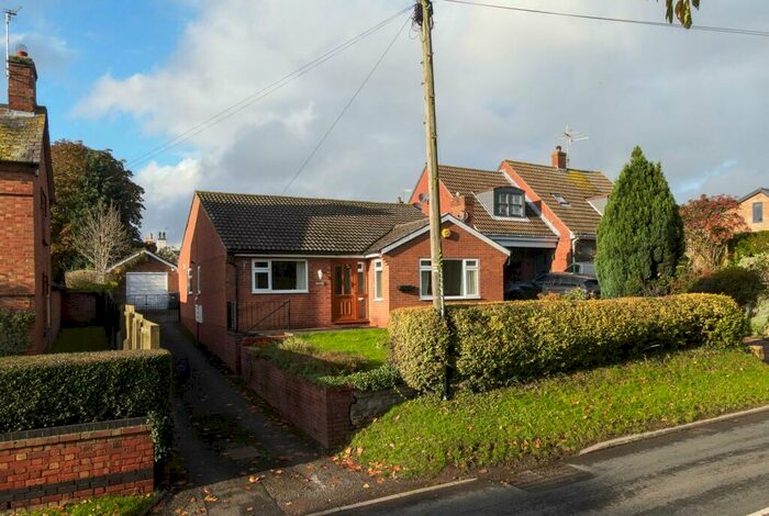 2 Bedroom Bungalow To Rent In Church Hill, Plumtree, Nottingham, Nottinghamshire, NG12