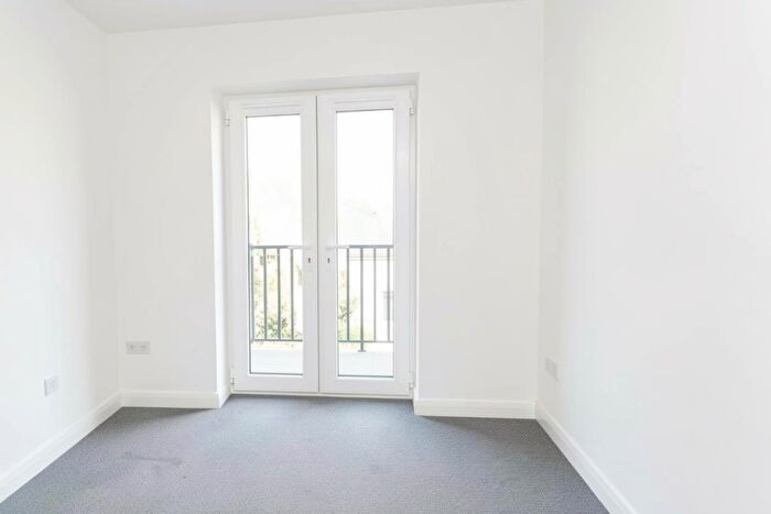 2 Bedroom Apartment To Rent In Henry Bird Way, Northampton, NN4