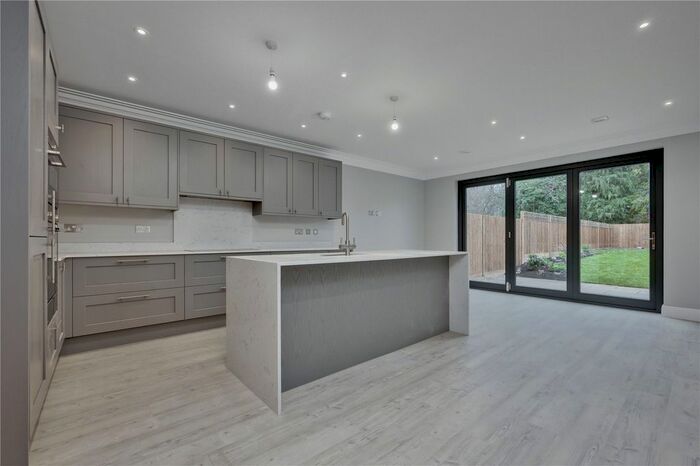 3 Bedroom Semi-Detached House To Rent In Thistledene, Thames Ditton, Surrey KT7