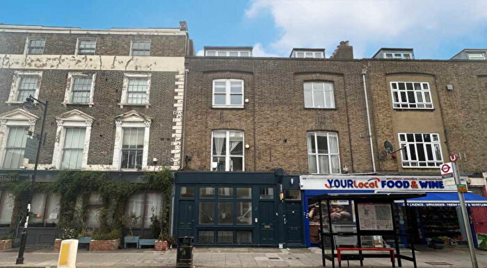 3 Bedroom Flat For Sale In A Westbourne Road, Islington, London, N7