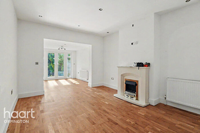 2 Bedroom Semi-Detached Bungalow For Sale In Augustine Road, Orpington, BR5