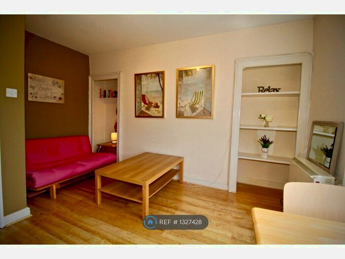 1 Bedroom Flat To Rent In Walcot Buildings, Bath, BA1