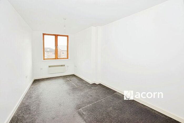 1 Bedroom Flat To Rent In Hendre Road, London, SE1