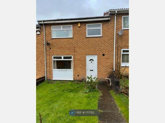 3 Bedroom Terraced House To Rent In Easegill Court, Nottingham, NG5