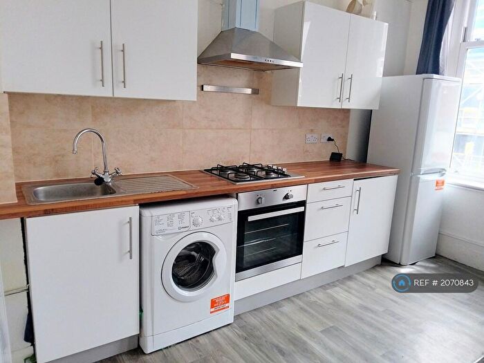 1 Bedroom Flat To Rent In Topsfield Parade, Crouch End Central, N8