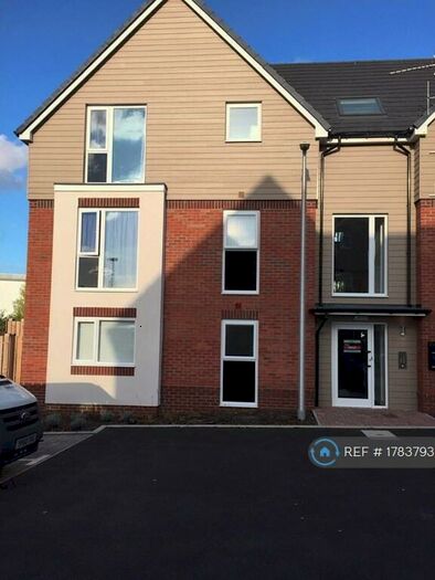 1 Bedroom Flat To Rent In Anton Close, Rugby, CV21