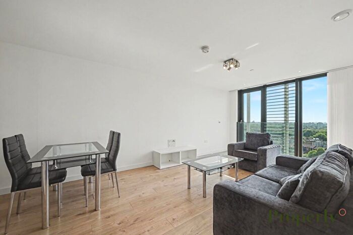 1 Bedroom Flat To Rent In Great Eastern Road, Stratosphere Tower, E15