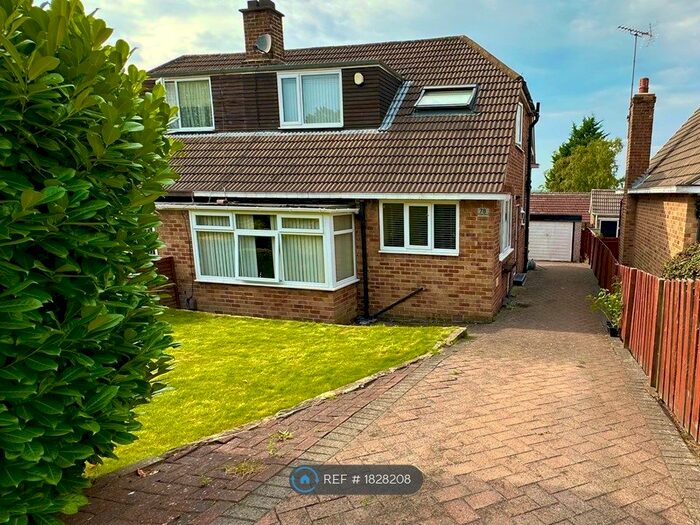 3 Bedroom Semi-Detached House To Rent In Tinshill Road, Leeds, LS16