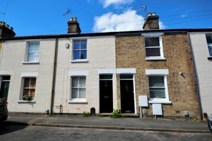 3 Bedroom Property To Rent In Hale Street, Cambridge, CB4