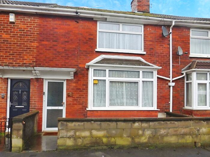 2 Bedroom End Terrace House For Sale In Osborne Street, Swindon, SN2