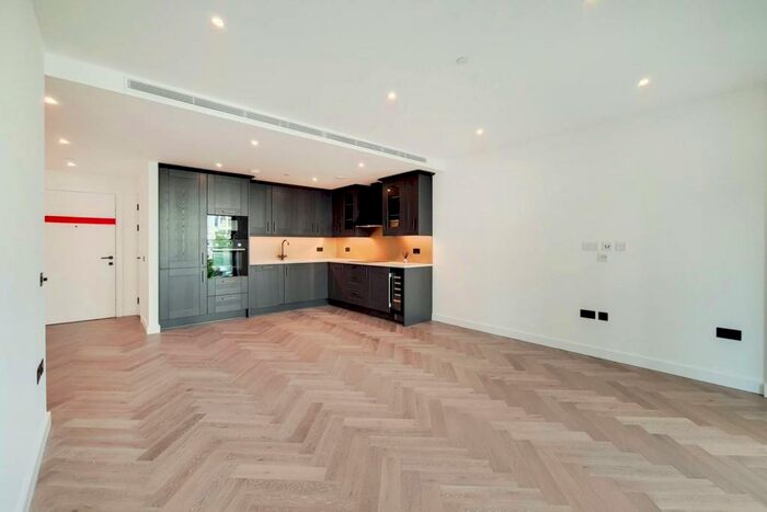 2 Bedroom Flat To Rent In Merino Gardens, Wapping, E1W