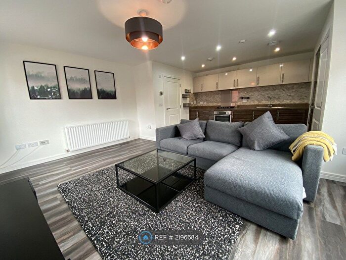 2 Bedroom Flat To Rent In Richmond Park Terrace, Glasgow, G5