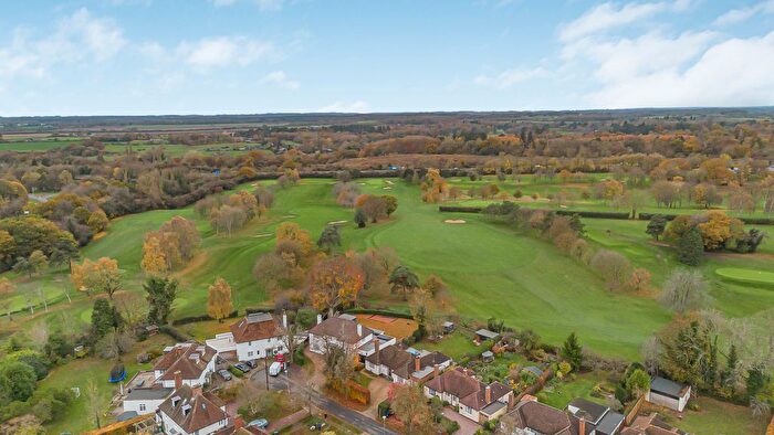 3 Bedroom Bungalow For Sale In Mannicotts, Welwyn Garden City, Hertfordshire, AL8