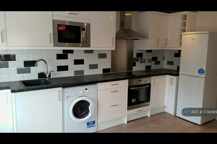 1 Bedroom Flat To Rent In Ashleigh House Apartments, Tutbury, Burton-On-Trent, DE13