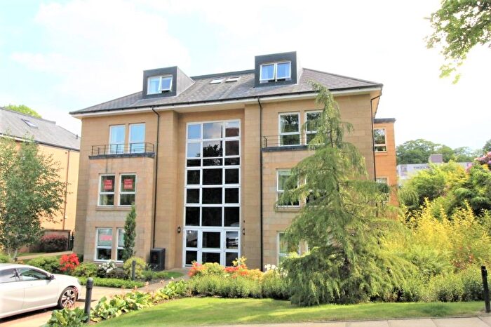 2 Bedroom Flat To Rent In Whittingehame Drive, Kelvinside, Glasgow, G12