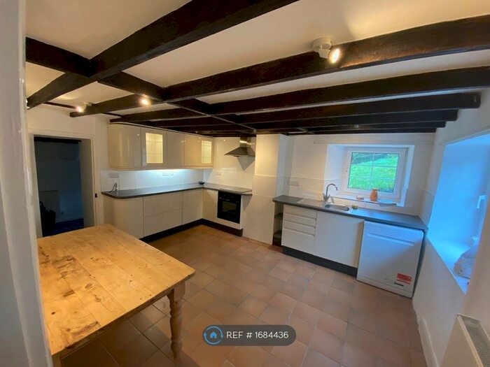 4 Bedroom Detached House To Rent In Hartland, Hartland, EX39