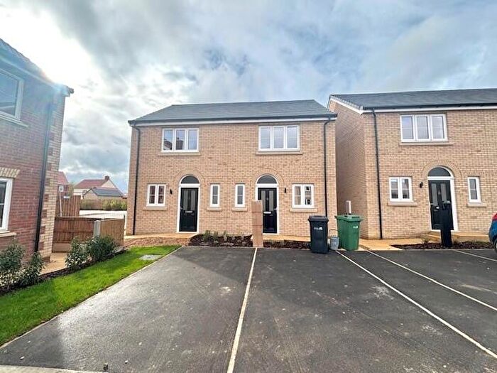 2 Bedroom House To Rent In Wagtail Road, Downham Market, PE38