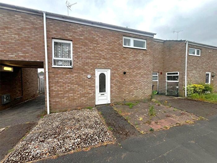3 Bedroom Terraced House For Sale In Sycamore Way, Basingstoke, Hampshire, RG23