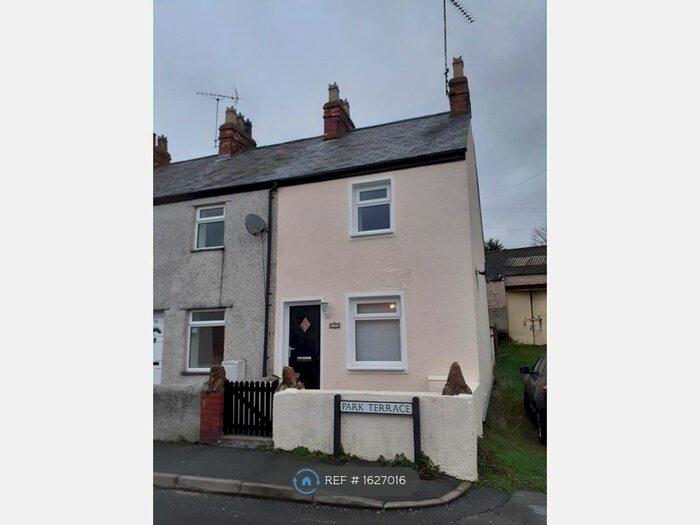 2 Bedroom End Of Terrace House To Rent In Park Terrace, Deganwy, Conwy, LL31