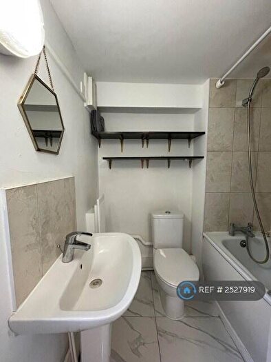 1 Bedroom Flat To Rent In Pratt Street, London, NW1