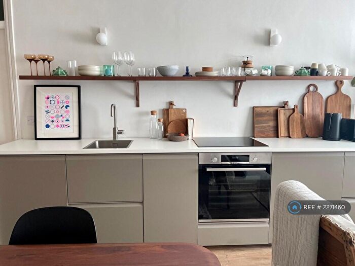 1 Bedroom Flat To Rent In Haverstock Hill, London, NW3